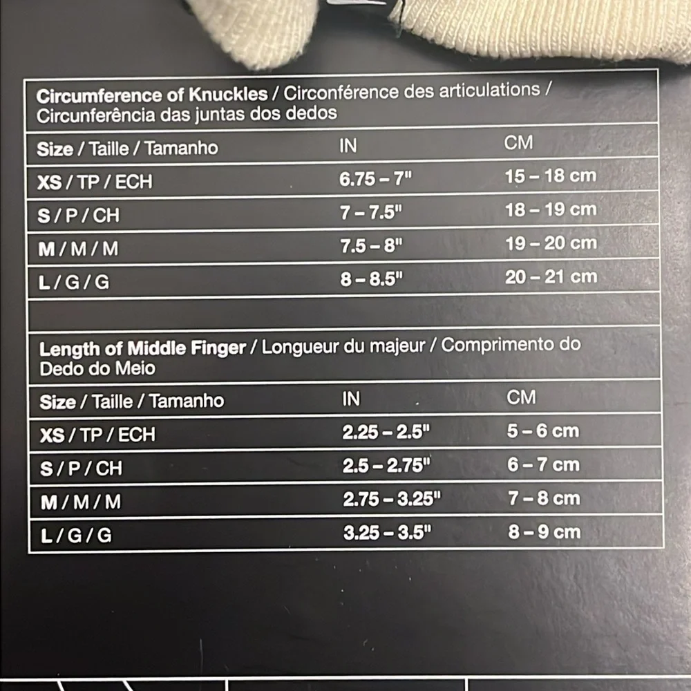 Nike Club Fleece Gloves new cream black Touchscreen Women’s Size Medium - Picture 11 of 11